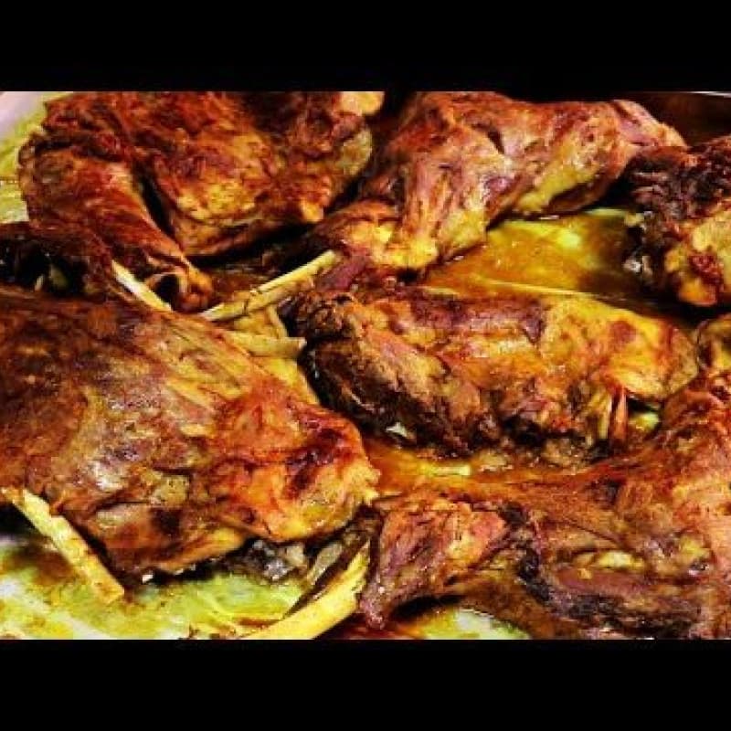ذبيحة محمر مع الرز